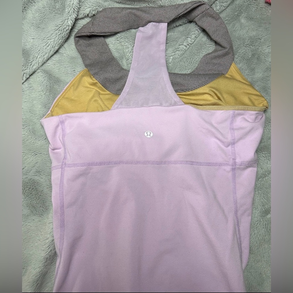 Lululemon light purple or lilac tank top size 8 - Picture 3 of 4